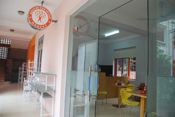 Cơ sở vật chất trường Nguyễn Văn Huyên, trường dân lập liên cấp từ mầm non tới THPT, quận Đống Đa, Hà Nội (Ảnh: website, FB nhà trường)